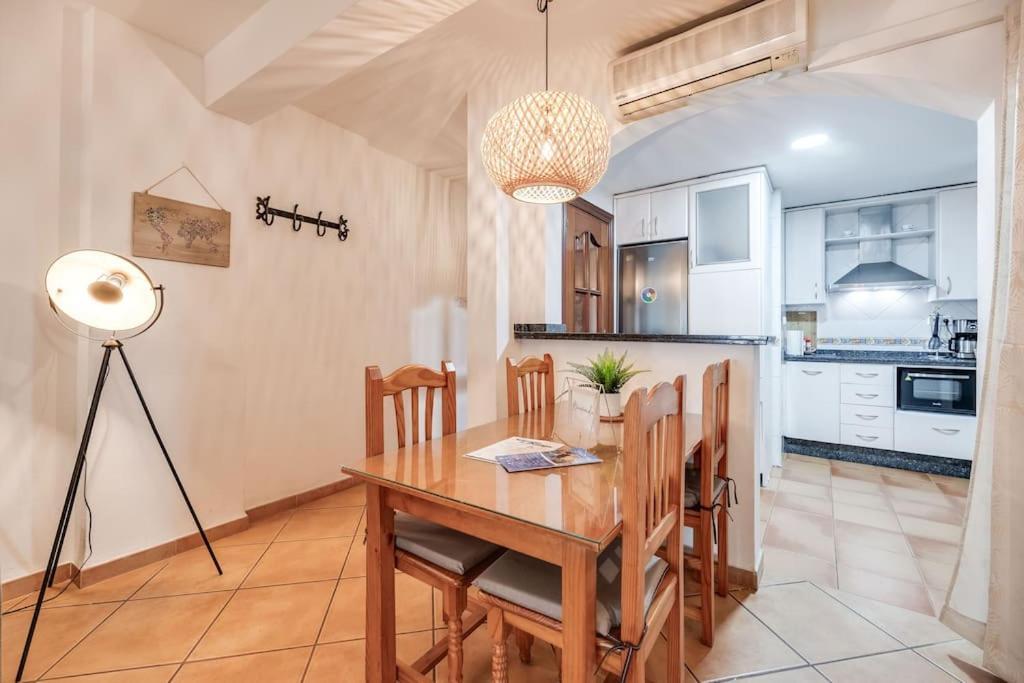 Encantador Apartamento Cerca Del Mar Málaga Exteriör bild