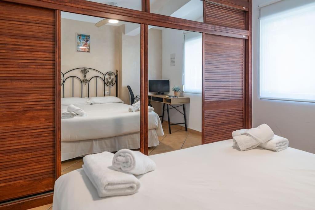 Encantador Apartamento Cerca Del Mar Málaga Exteriör bild